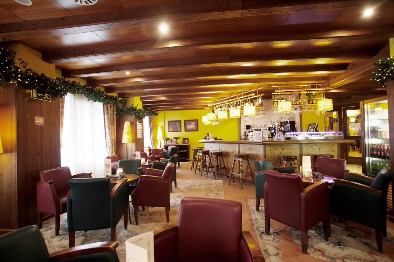 Ski Plaza Hotel & Wellness カニーリョ エクステリア 写真